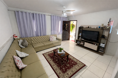 Casa, 2 quartos, 62 m² - Foto 1