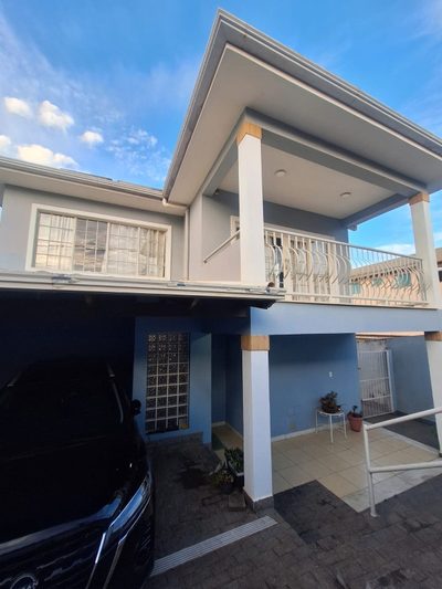 Casa, 5 quartos - Foto 1