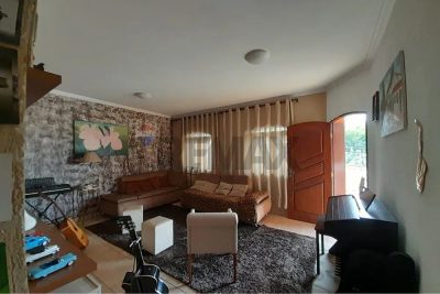 Casa, 3 quartos, 247 m² - Foto 2