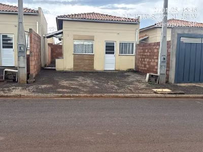 Casa, 2 quartos, 140 m² - Foto 1
