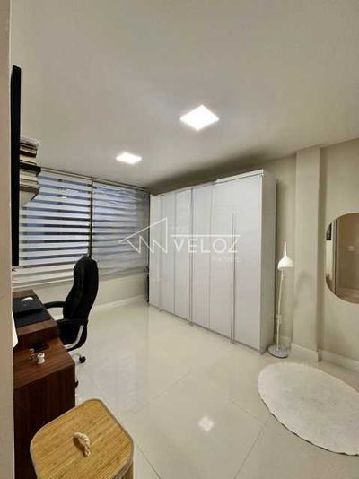 Cobertura, 3 quartos, 222 m² - Foto 2