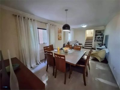 Casa, 4 quartos, 200 m² - Foto 1