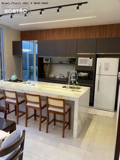 Casa, 3 quartos, 204 m² - Foto 1