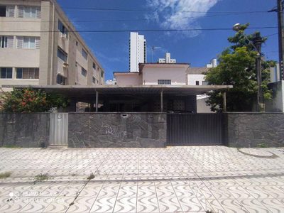 Casa, 4 quartos, 207 m² - Foto 1