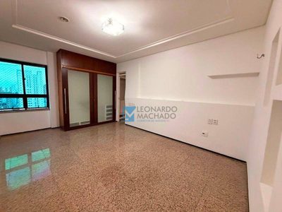 Apartamento, 3 quartos, 204 m² - Foto 2