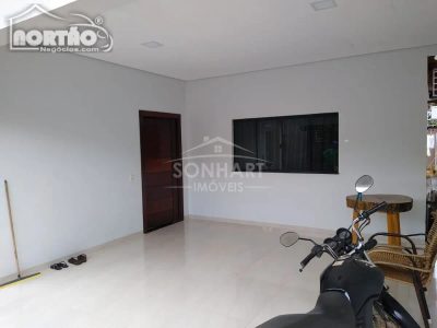 Casa, 4 quartos, 150 m² - Foto 1