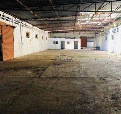 Depósito-Galpão, 1360 m² - Foto 1
