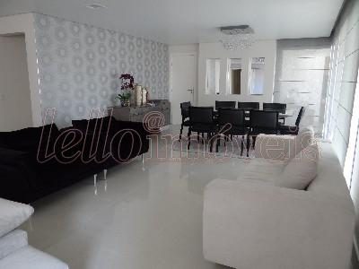 Apartamento, 3 quartos, 223 m² - Foto 1