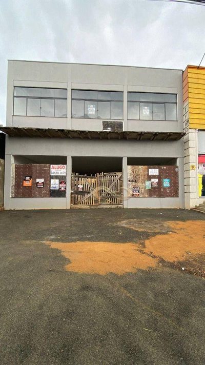 Loja-Salão, 750 m² - Foto 1