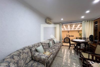 Casa, 3 quartos, 232 m² - Foto 3