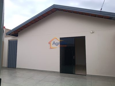 Casa, 2 quartos, 196 m² - Foto 1