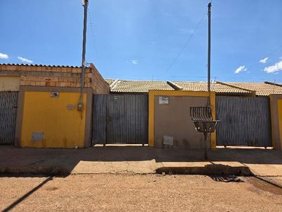 Casa, 2 quartos, 150 m² - Foto 1