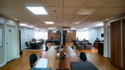 Sala-Conjunto, 192 m² - Foto 1