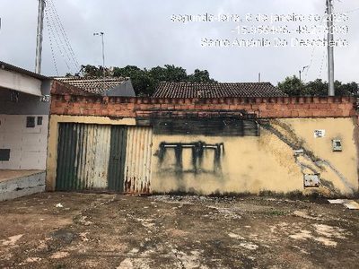 Casa, 2 quartos, 180 m² - Foto 1
