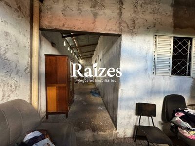 Casa, 3 quartos, 250 m² - Foto 2