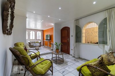 Casa, 5 quartos, 240 m² - Foto 1