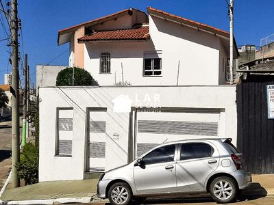 Sobrado, 3 quartos, 177 m² - Foto 2