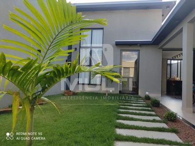 Casa, 3 quartos, 200 m² - Foto 1