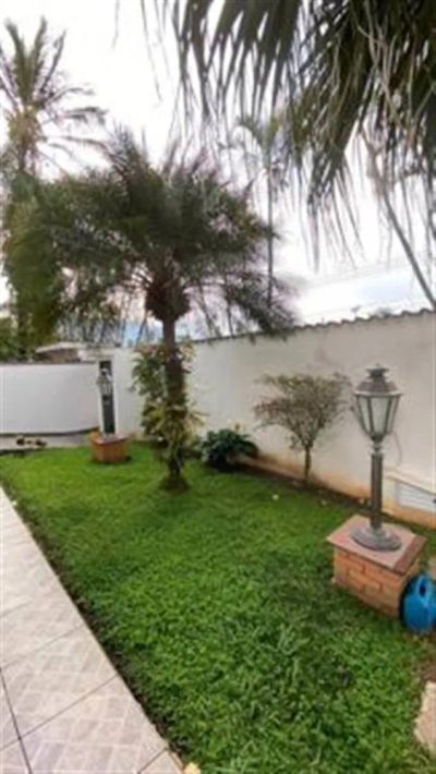 Casa, 3 quartos, 331 m² - Foto 1
