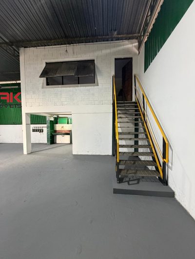 Depósito-Galpão, 640 m² - Foto 4