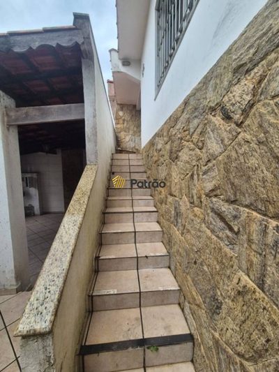 Casa, 4 quartos, 221 m² - Foto 2
