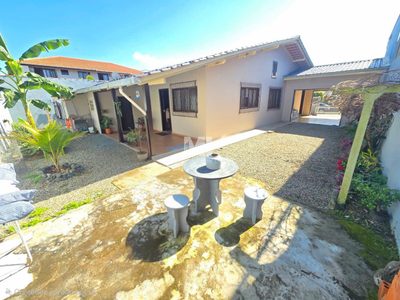 Casa, 3 quartos, 134 m² - Foto 2
