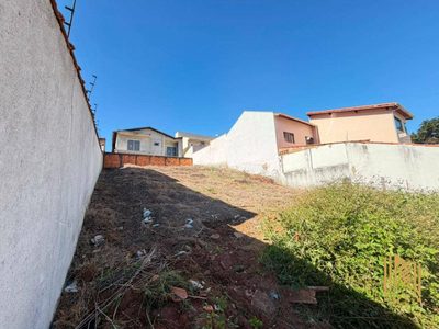 Terreno, 300 m² - Foto 1