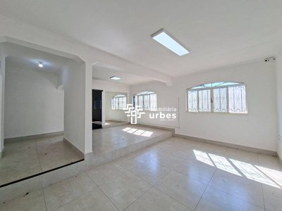 Casa, 3 quartos, 184 m² - Foto 3