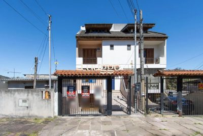 Casa, 4 quartos, 196 m² - Foto 1