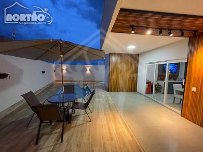 Casa, 3 quartos, 169 m² - Foto 1