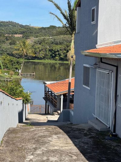 Chácara, 4 quartos, 590 m² - Foto 1