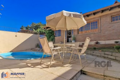 Casa, 3 quartos, 205 m² - Foto 1