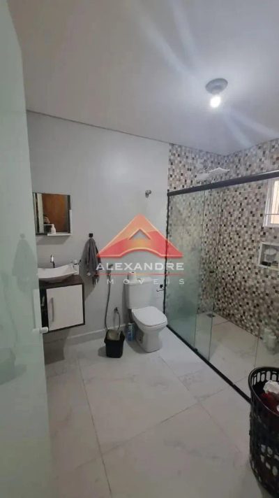 Casa, 3 quartos, 197 m² - Foto 2