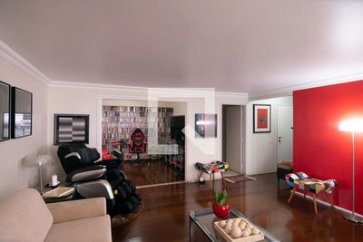 Apartamento, 3 quartos, 246 m² - Foto 2