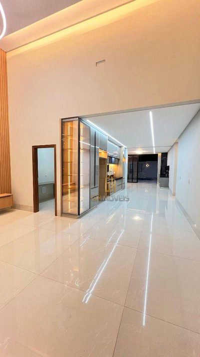 Casa, 4 quartos, 212 m² - Foto 2