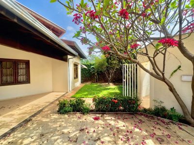 Casa, 3 quartos, 328 m² - Foto 3