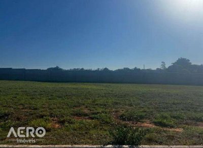 Loteamento e Condomínio, 402 m² - Foto 1