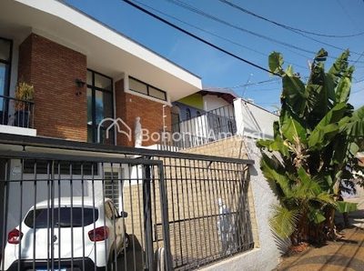 Casa, 3 quartos, 230 m² - Foto 1