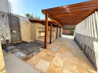 Casa, 5 quartos, 157 m² - Foto 3