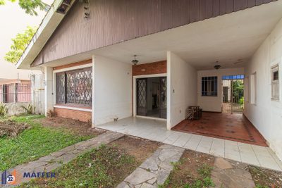 Casa, 3 quartos, 228 m² - Foto 1