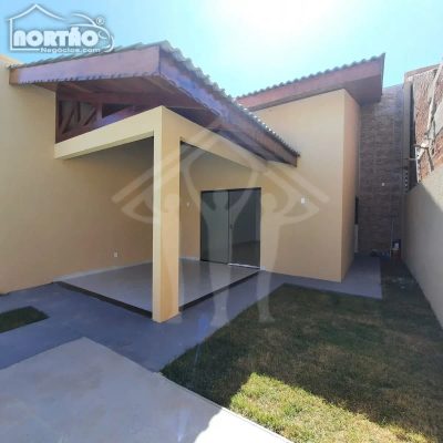 Casa, 2 quartos, 92 m² - Foto 1