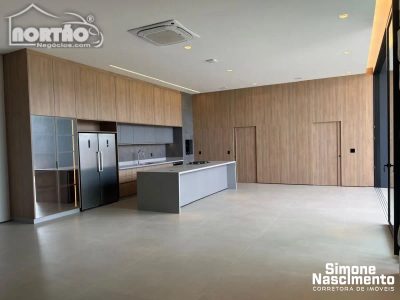 Casa, 1 quarto, 248 m² - Foto 2