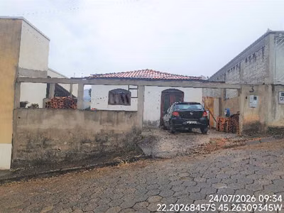 Casa, 1 quarto, 216 m² - Foto 1
