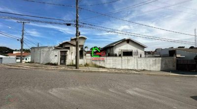 Casa, 3 quartos, 211 m² - Foto 1