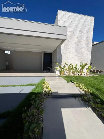 Casa, 3 quartos, 145 m² - Foto 1
