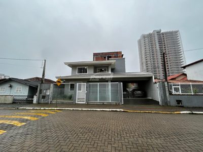 Casa, 3 quartos, 194 m² - Foto 4