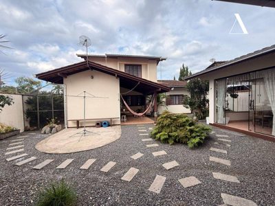 Casa, 4 quartos, 240 m² - Foto 4