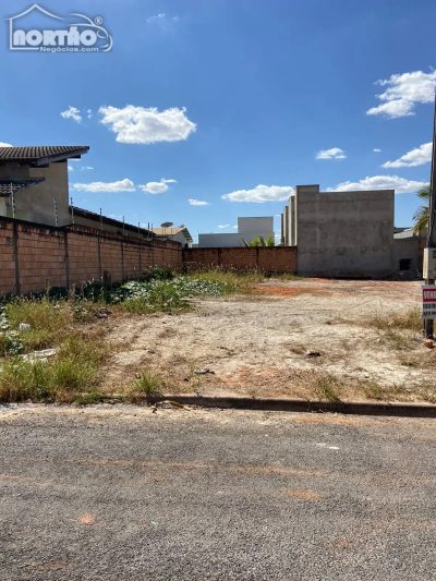 Casa, 300 m² - Foto 1