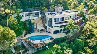 Casa, 6 quartos, 1000 m² - Foto 1