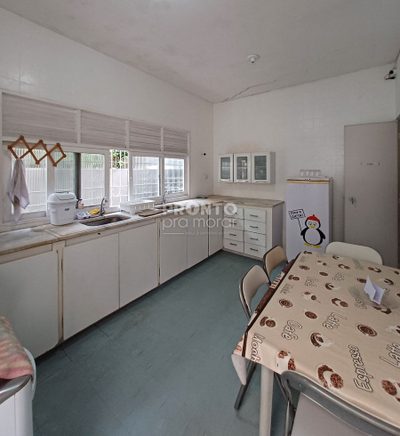 Casa, 8 quartos, 184 m² - Foto 1